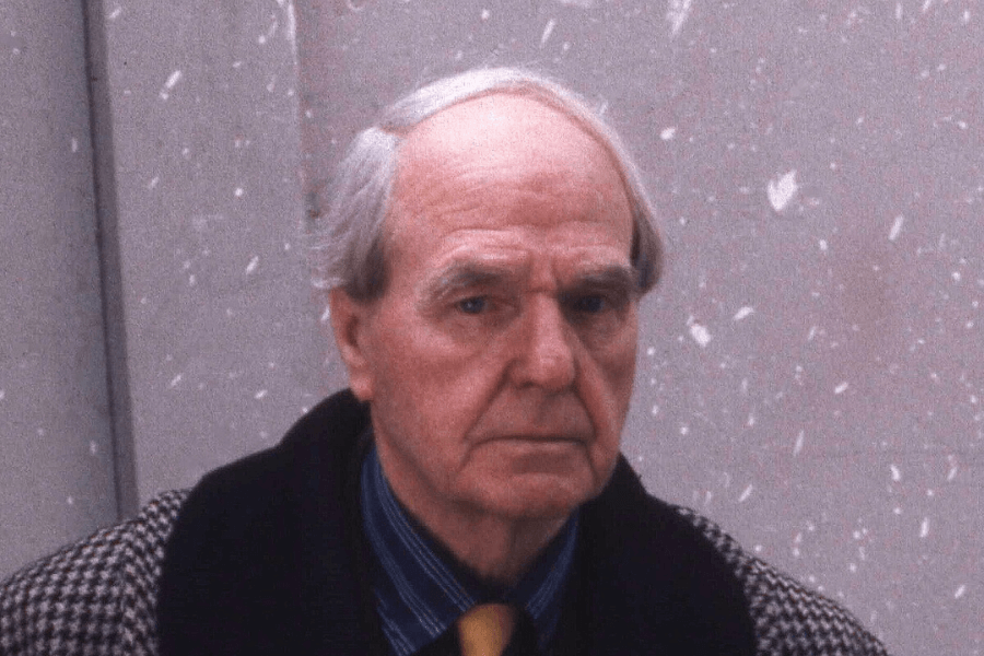 Chân dung Henry Moore