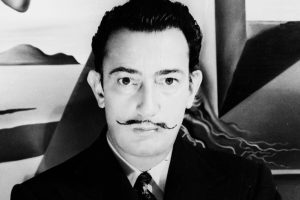 Salvador Dalí – Tiểu sử cuộc đời, con đường nghệ thuật và các tác phẩm tiêu biểu của nhà họa sĩ “Ria mép”